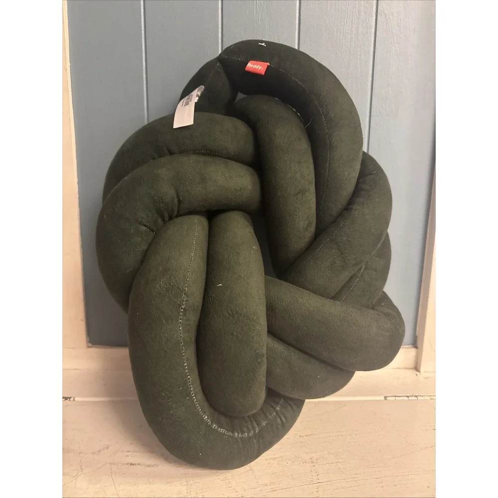 Reddy Dog Toy Snuffle Pet Mat Plush‎ Stuffed Green KNOT Chew Toy Cushion NWOT
